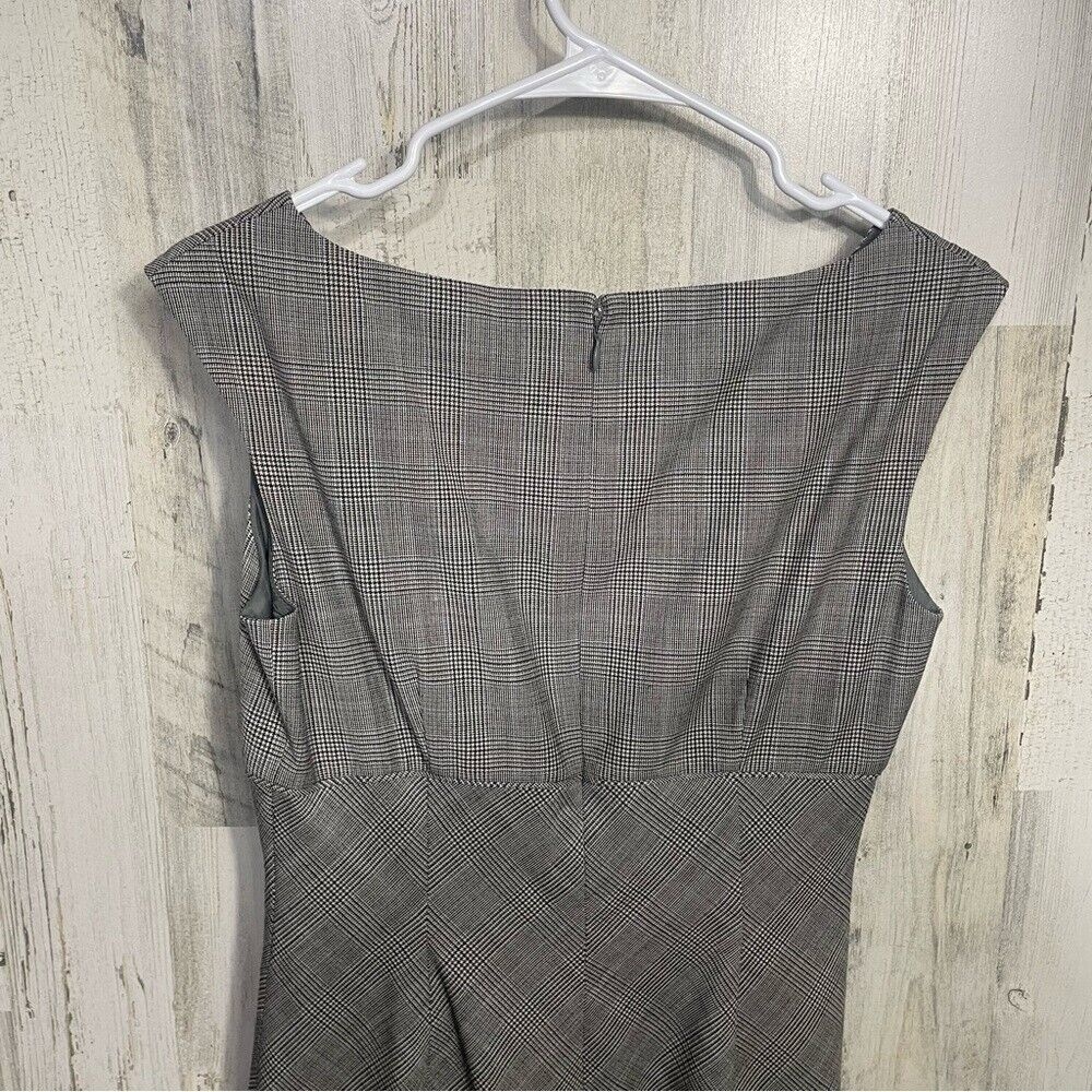 Ann Taylor Vintage SleevelessV Neck Micro Houndstooth Wool Dress Gray‎ size 2 - Picture 7 of 8